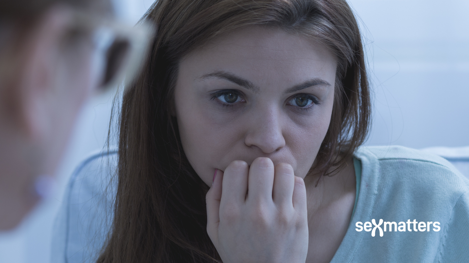 Single-sex services – woman talking to a female counsellor